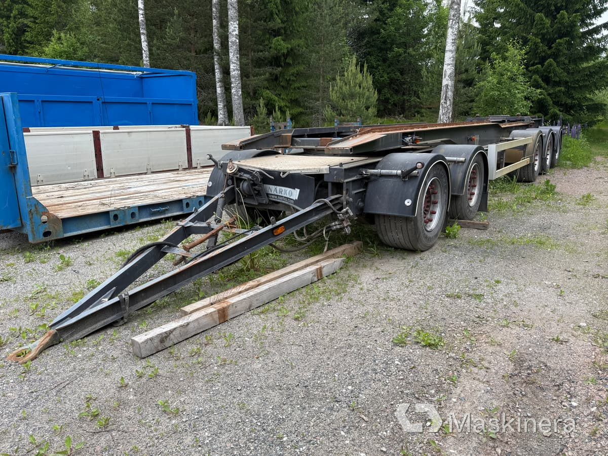 Lastväxlarvagn Närko D5ZS11T11 - Hákový/ Ramenový nosič přívěs: obrázek 1 Lastväxlarvagn Närko D5ZS11T11 - Hákový/ Ramenový nosič přívěs: obrázek 1