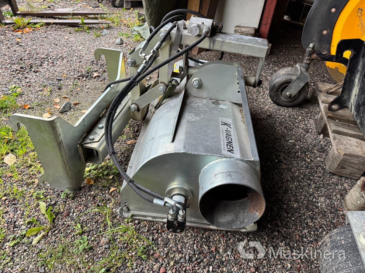 Lövborste K-Vagnen K-Sugen - Úklidový stroj: obrázek 3 Lövborste K-Vagnen K-Sugen - Úklidový stroj: obrázek 3