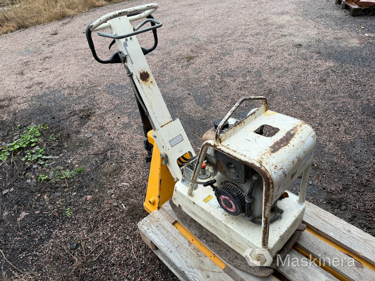 Markvibrator Swepac FB 145 - Vibrační deska: obrázek 5 Markvibrator Swepac FB 145 - Vibrační deska: obrázek 5