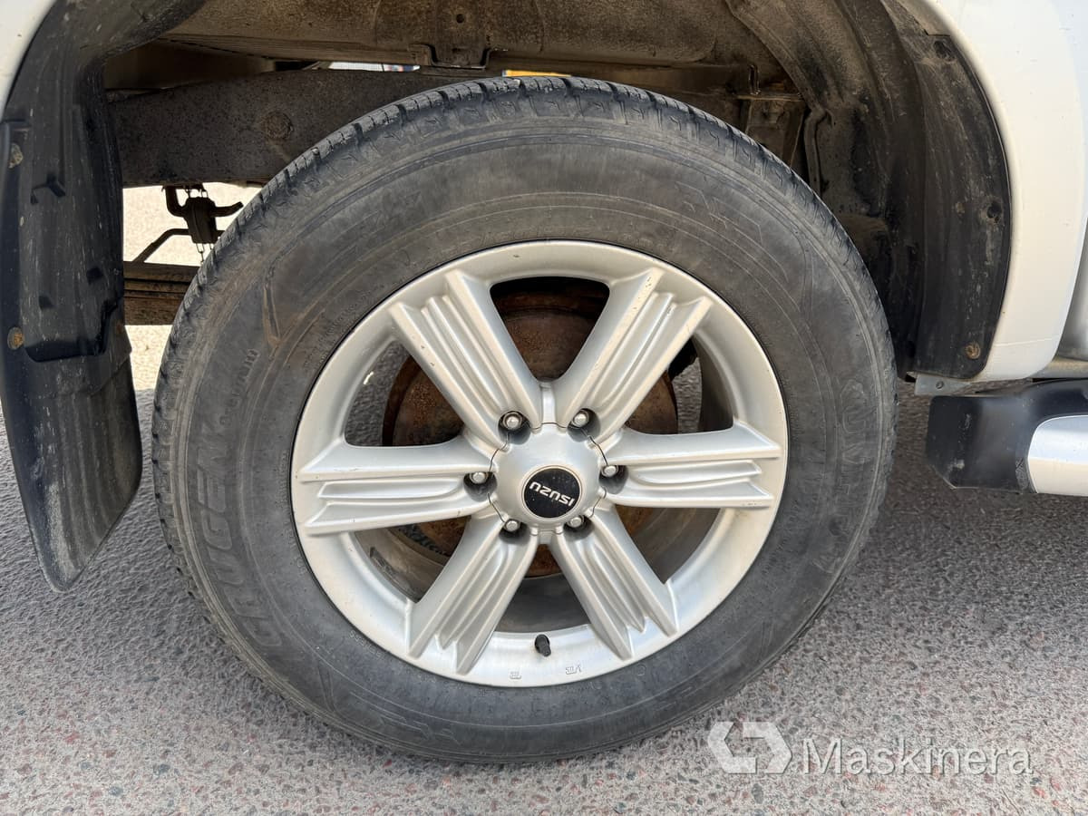 Malá dodávka Pickup Isuzu D-max Craftsman 4X4: obrázek 33