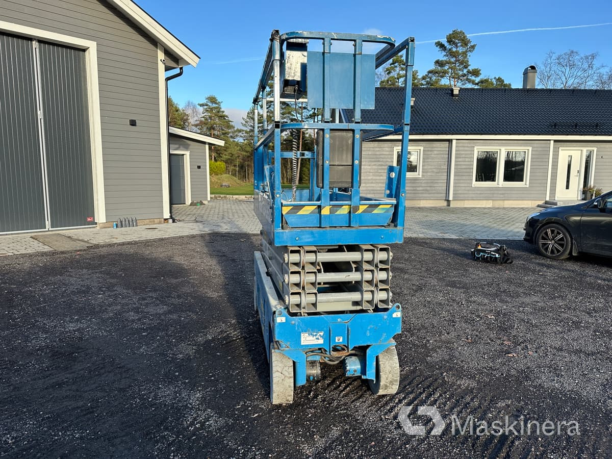 Saxlift Genie GS-2632 - Nůžková plošina: obrázek 2 Saxlift Genie GS-2632 - Nůžková plošina: obrázek 2