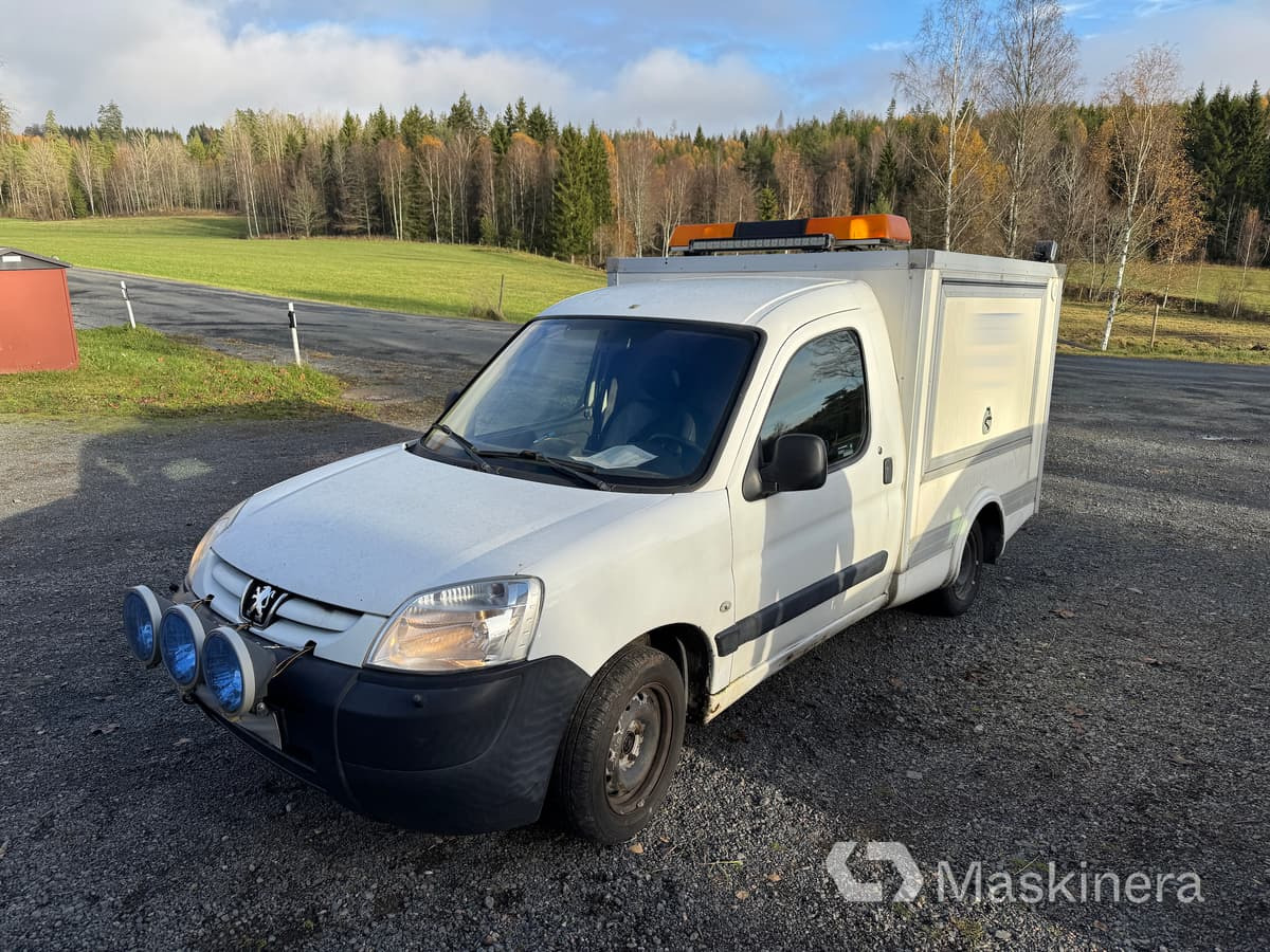 Skåpbil Peugeot Partner 1.6 HDI - Malá dodávka: obrázek 1 Skåpbil Peugeot Partner 1.6 HDI - Malá dodávka: obrázek 1