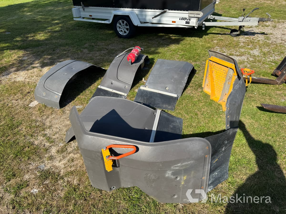 Skärmar Volvo L60H - Křídlo pro Stavební technika: obrázek 2 Skärmar Volvo L60H - Křídlo pro Stavební technika: obrázek 2