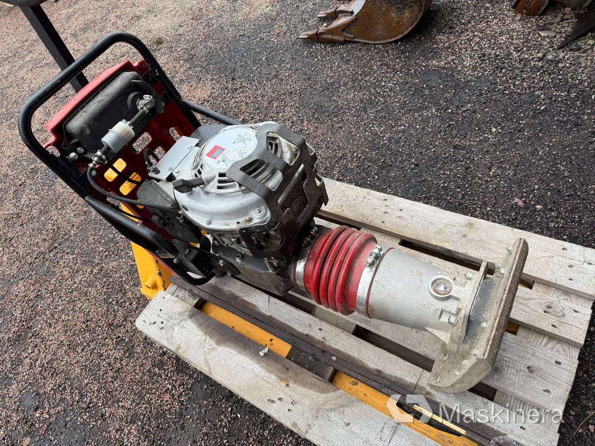 Stamp Swepac T84 - Vibrační deska: obrázek 4 Stamp Swepac T84 - Vibrační deska: obrázek 4