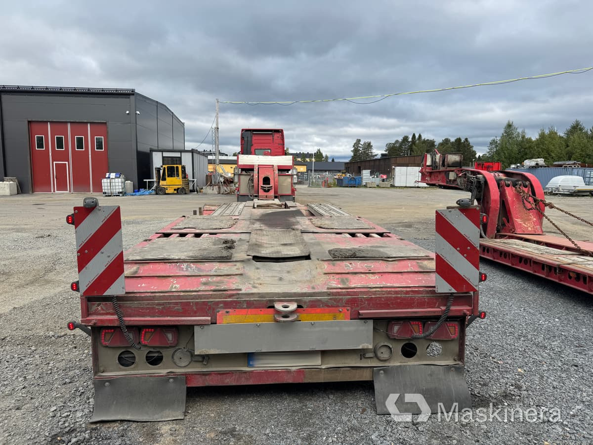 Volvo FH16 750 HP 8*4, Trailerteknik T3-66-KNOUT-S, Vang Athls 11111 Tungdragare Volvo FH16 750 med två maskintrailers - Tahač, Návěs na přepravu automobilů: obrázek 4 Volvo FH16 750 HP 8*4, Trailerteknik T3-66-KNOUT-S, Vang Athls 11111 Tungdragare Volvo FH16 750 med två maskintrailers - Tahač, Návěs na přepravu automobilů: obrázek 4
