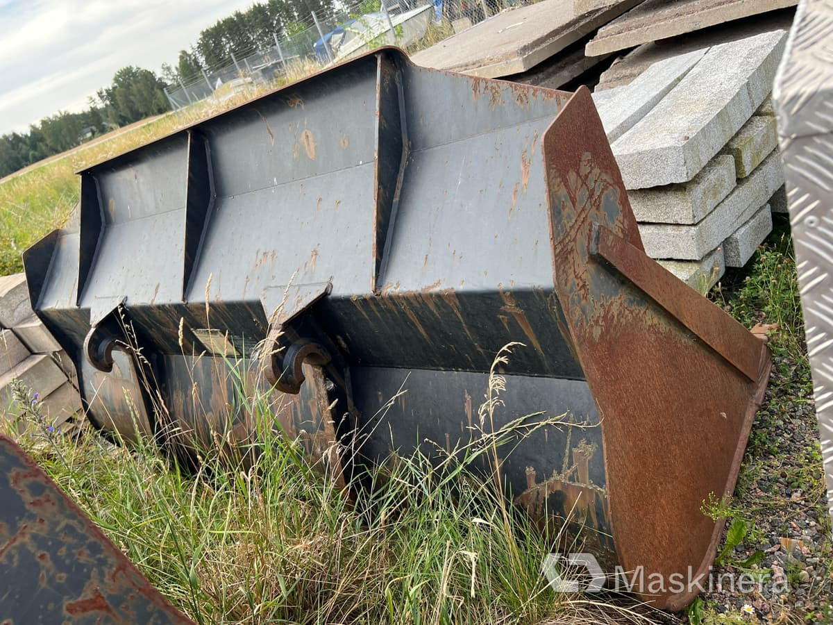 Tandskopa Volvo BM 99785 - Nakládací lžíce: obrázek 4 Tandskopa Volvo BM 99785 - Nakládací lžíce: obrázek 4
