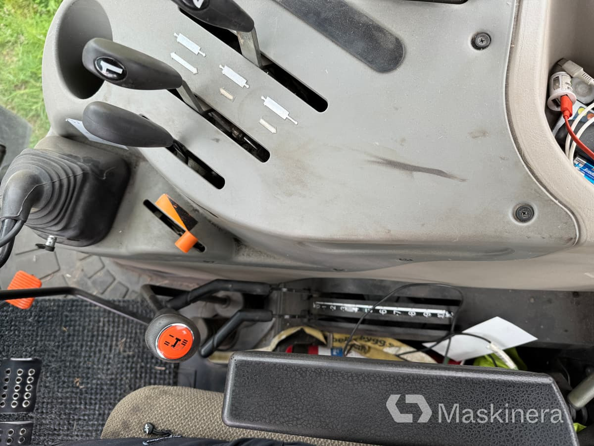Traktor Traktor Case Farmall 85A med lastare: obrázek 18