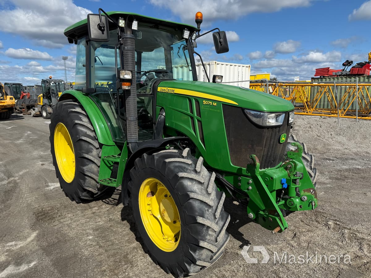 Traktor John Deere 5075M med snöutrustning - Traktor: obrázek 3 Traktor John Deere 5075M med snöutrustning - Traktor: obrázek 3