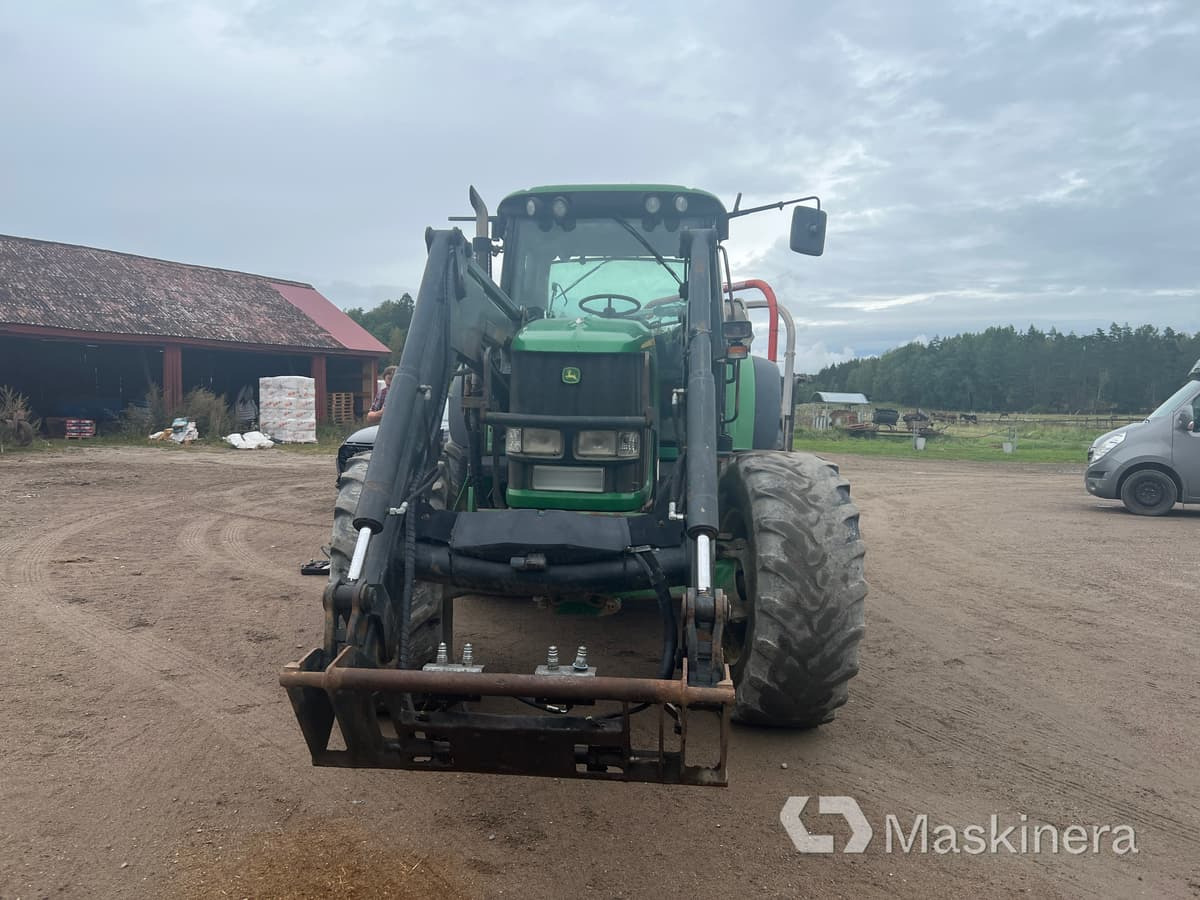 Traktor John Deere 6620 med lastare - Traktor: obrázek 3 Traktor John Deere 6620 med lastare - Traktor: obrázek 3