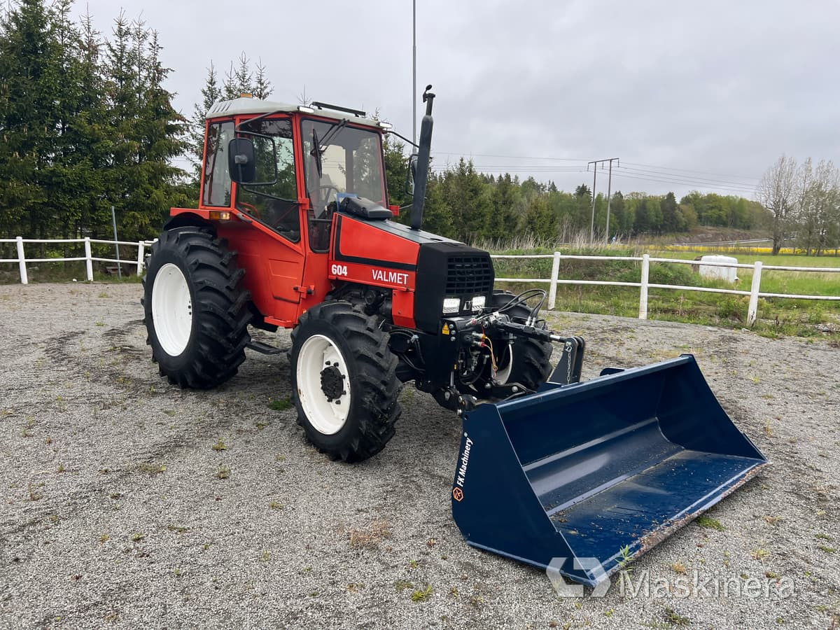 Valmet 604-4 Traktor Valmet 604-4 - Traktor: obrázek 3 Valmet 604-4 Traktor Valmet 604-4 - Traktor: obrázek 3