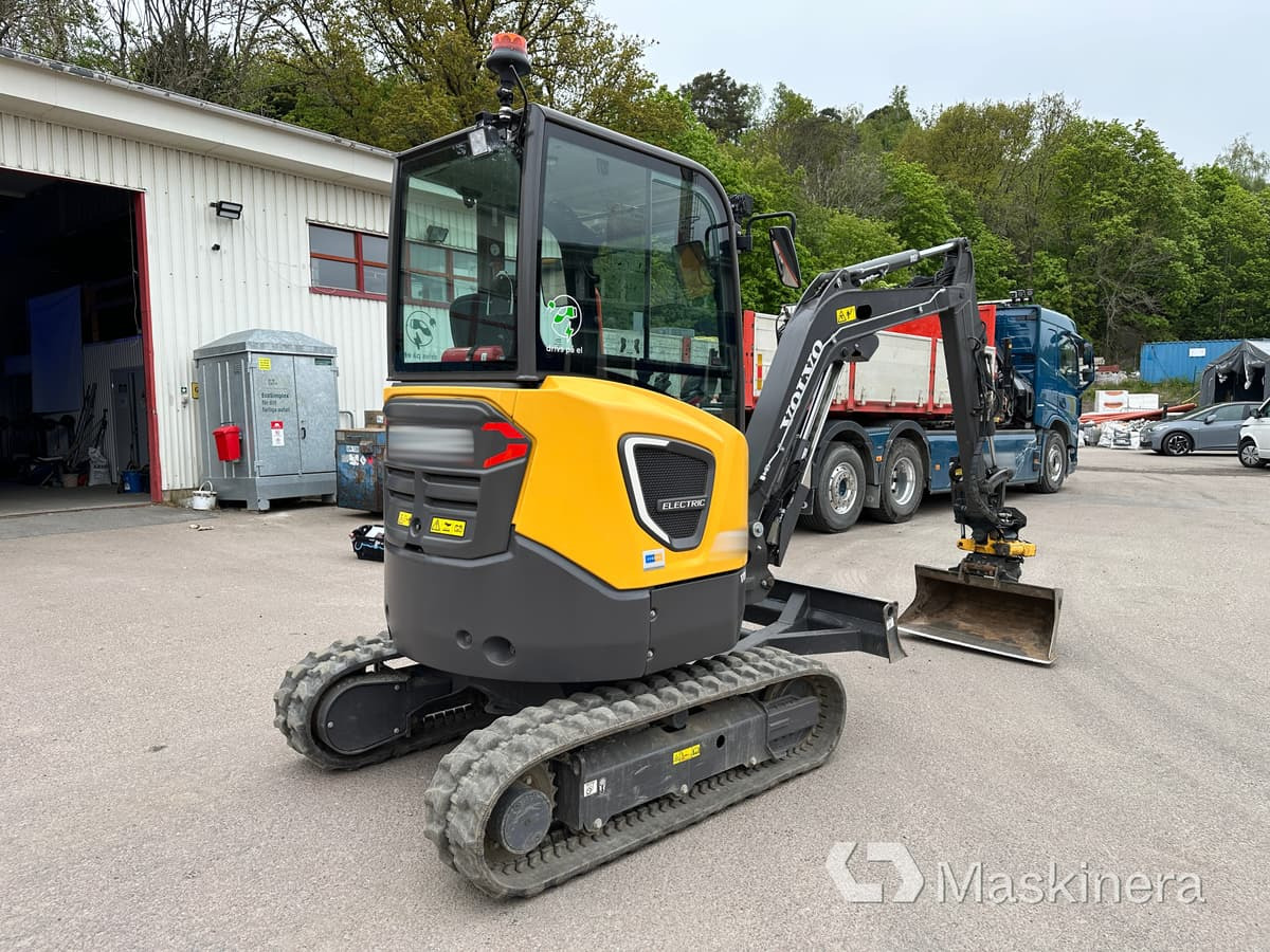 Volvo JECR25D Electric Grävmaskin Volvo ECR25 Electric - Pásové rýpadlo: obrázek 5 Volvo JECR25D Electric Grävmaskin Volvo ECR25 Electric - Pásové rýpadlo: obrázek 5