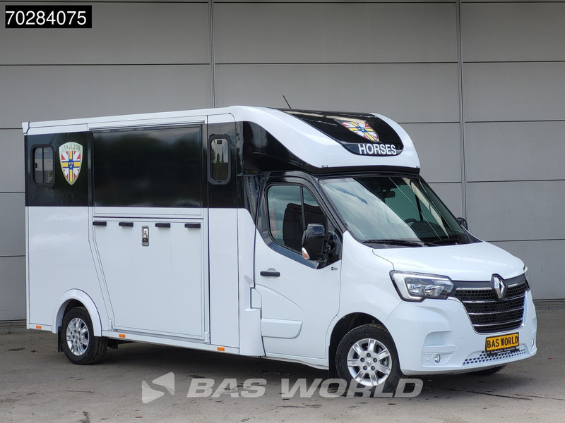 Renault Master 165PK Paardenwagen Hengstenuitvoering Navi LED Trekhaak Airco Cruise Camera Euro6 Horsetruck 15m3 Airco Trekhaak Cruise control - Dodávka: obrázek 5 Renault Master 165PK Paardenwagen Hengstenuitvoering Navi LED Trekhaak Airco Cruise Camera Euro6 Horsetruck 15m3 Airco Trekhaak Cruise control - Dodávka: obrázek 5