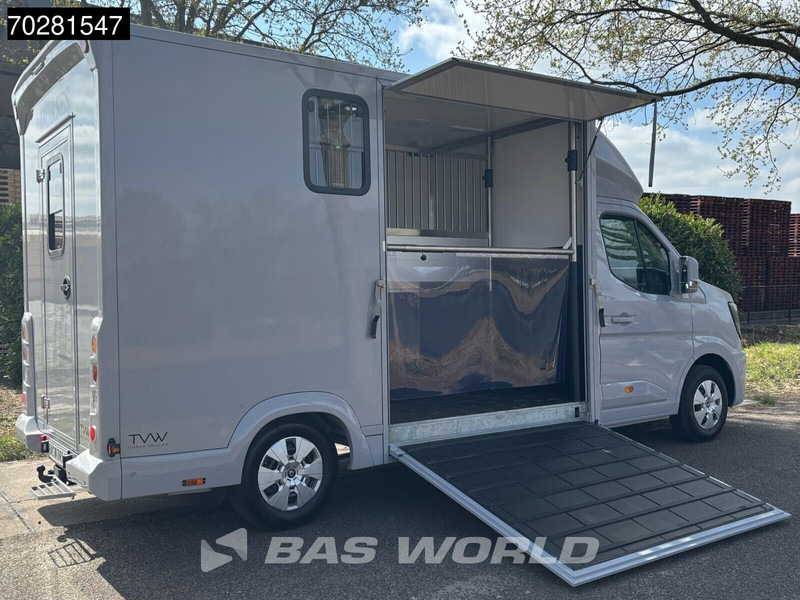 Renault Master 2025 model Paardenwagen Hengstenuitvoering / Horsetruck / Veewagen Airco Cruise control - Dodávka: obrázek 2 Renault Master 2025 model Paardenwagen Hengstenuitvoering / Horsetruck / Veewagen Airco Cruise control - Dodávka: obrázek 2