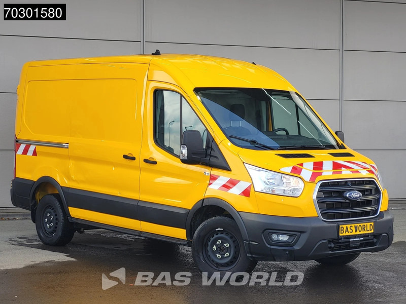 Ford Transit 130pk L2H2 Trekhaak Airco Cruise Parkeersensoren Werkplaatsinrichting Euro6 L2 Airco Trekhaak Cruise control - Furgon: obrázek 3 Ford Transit 130pk L2H2 Trekhaak Airco Cruise Parkeersensoren Werkplaatsinrichting Euro6 L2 Airco Trekhaak Cruise control - Furgon: obrázek 3