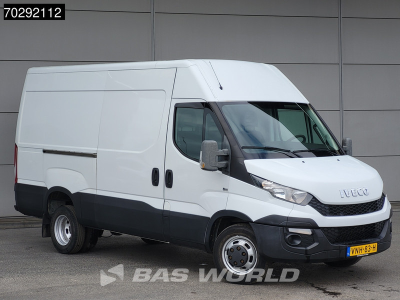 Iveco Daily 35C15 3,0L Dubbellucht L2H2 3,5t Trekhaak Navi Airco Cruise Camera L2 12m3 Airco Trekhaak Cruise control - Furgon: obrázek 5 Iveco Daily 35C15 3,0L Dubbellucht L2H2 3,5t Trekhaak Navi Airco Cruise Camera L2 12m3 Airco Trekhaak Cruise control - Furgon: obrázek 5