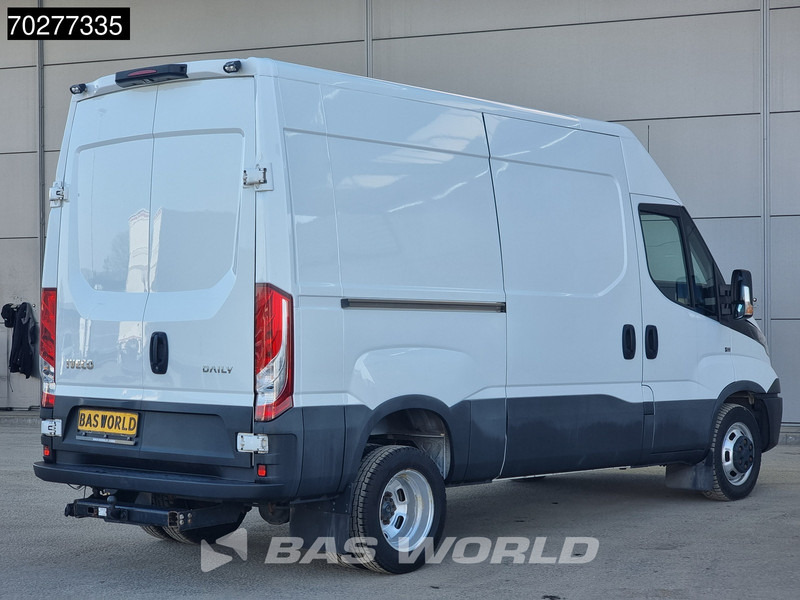Iveco Daily 35C16 Automaat L2H2 160PK Dubbellucht 3,5t Trekhaak Airco Cruise L2 10m3 Airco Trekhaak Cruise control - Furgon: obrázek 5 Iveco Daily 35C16 Automaat L2H2 160PK Dubbellucht 3,5t Trekhaak Airco Cruise L2 10m3 Airco Trekhaak Cruise control - Furgon: obrázek 5