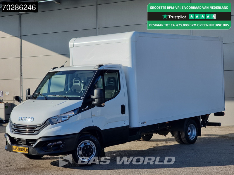 Iveco Daily 35C16 COMING SOON! Automaat Laadklep Bakwagen Dubbellucht Airco Camera Meubelbak Koffer 19m3 Airco - Dodávka skřín: obrázek 1 Iveco Daily 35C16 COMING SOON! Automaat Laadklep Bakwagen Dubbellucht Airco Camera Meubelbak Koffer 19m3 Airco - Dodávka skřín: obrázek 1