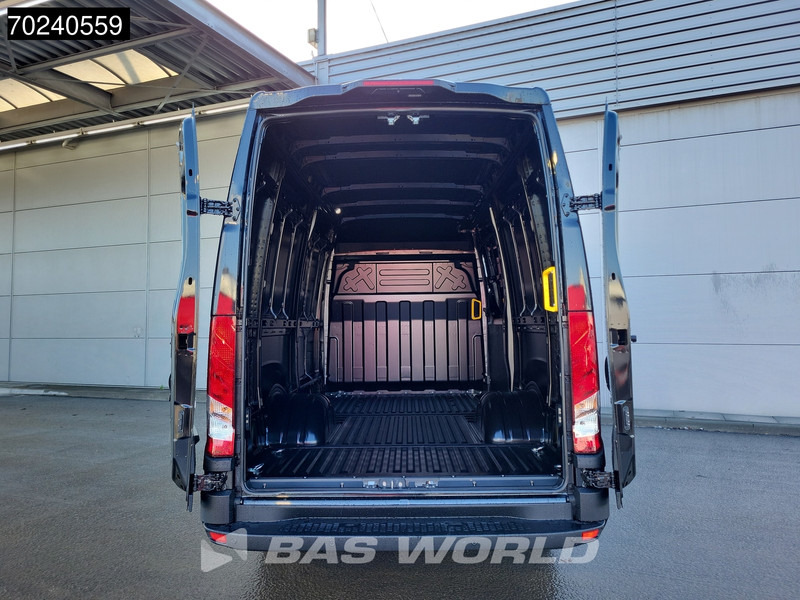 Iveco Daily 35C18 3.0L Automaat 2025-Model 180PK L2H2 Dubbellucht 3,5t Trekgewicht ACC Navi LED Airco Camera Euro6 L2 12m3 Airco - Furgon: obrázek 3 Iveco Daily 35C18 3.0L Automaat 2025-Model 180PK L2H2 Dubbellucht 3,5t Trekgewicht ACC Navi LED Airco Camera Euro6 L2 12m3 Airco - Furgon: obrázek 3