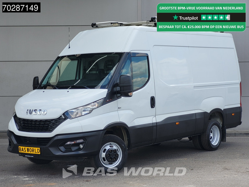 Iveco Daily 35C18 3.0L Dubbellucht L2H2 3,5t Trekhaak Navi Airco Cruise Camera Imperiaal Euro6 L2 12m3 Airco Trekhaak Cruise control - Furgon: obrázek 1 Iveco Daily 35C18 3.0L Dubbellucht L2H2 3,5t Trekhaak Navi Airco Cruise Camera Imperiaal Euro6 L2 12m3 Airco Trekhaak Cruise control - Furgon: obrázek 1
