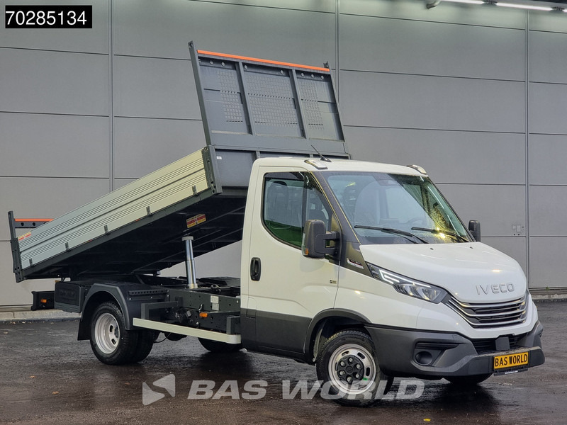 Iveco Daily 35C21 3.0L 210PK Automaat Open Laadbak 2025 model ACC Airco CarPlay Pritsche Pickup Open Box Airco - Dodávka valník: obrázek 2 Iveco Daily 35C21 3.0L 210PK Automaat Open Laadbak 2025 model ACC Airco CarPlay Pritsche Pickup Open Box Airco - Dodávka valník: obrázek 2