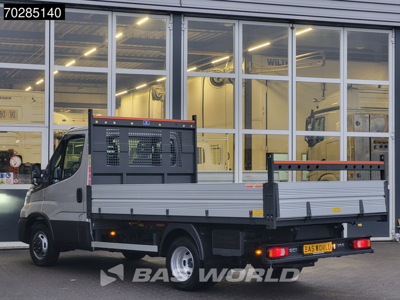 Iveco Daily 35C21 3.0L 210PK Automaat Open Laadbak 2025 model ACC Airco CarPlay Pritsche Pickup Open Box Airco - Dodávka valník: obrázek 5 Iveco Daily 35C21 3.0L 210PK Automaat Open Laadbak 2025 model ACC Airco CarPlay Pritsche Pickup Open Box Airco - Dodávka valník: obrázek 5