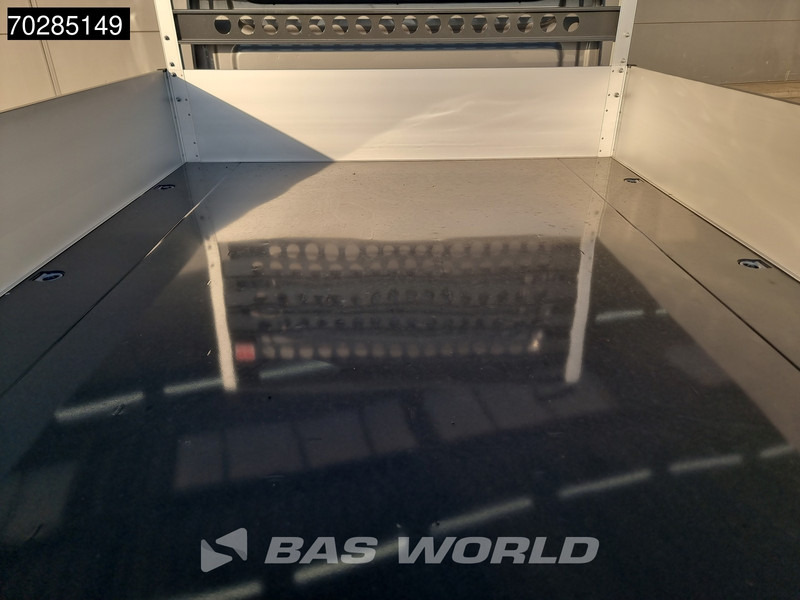 Nový Dodávka valník Iveco Daily 35C21 Open Laadbak Dubbel Cabine 210PK 3.0L Dubbellucht Airco Cruise LED Camera Pritsche Pickup Open Box 2m3 Airco: obrázek 9 Nový Dodávka valník Iveco Daily 35C21 Open Laadbak Dubbel Cabine 210PK 3.0L Dubbellucht Airco Cruise LED Camera Pritsche Pickup Open Box 2m3 Airco: obrázek 9