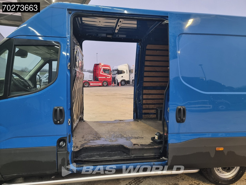 Iveco Daily 35S14 Automaat L2H2 2x schuifdeur LED Camera Airco Cruise L2 Airco Cruise control - Furgon: obrázek 3 Iveco Daily 35S14 Automaat L2H2 2x schuifdeur LED Camera Airco Cruise L2 Airco Cruise control - Furgon: obrázek 3