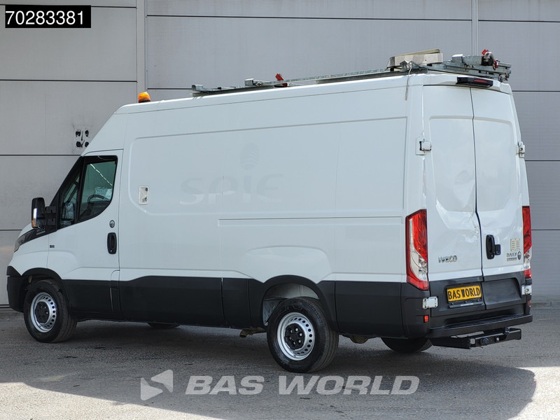 Iveco Daily 35S14 Automaat L2H2 3,5t Trekhaak Airco Cruise Camera Werkplaatsinrichting Euro6 Tankinstallatie Servicewagen L2 12m3 Airco Trek - Furgon: obrázek 3 Iveco Daily 35S14 Automaat L2H2 3,5t Trekhaak Airco Cruise Camera Werkplaatsinrichting Euro6 Tankinstallatie Servicewagen L2 12m3 Airco Trek - Furgon: obrázek 3