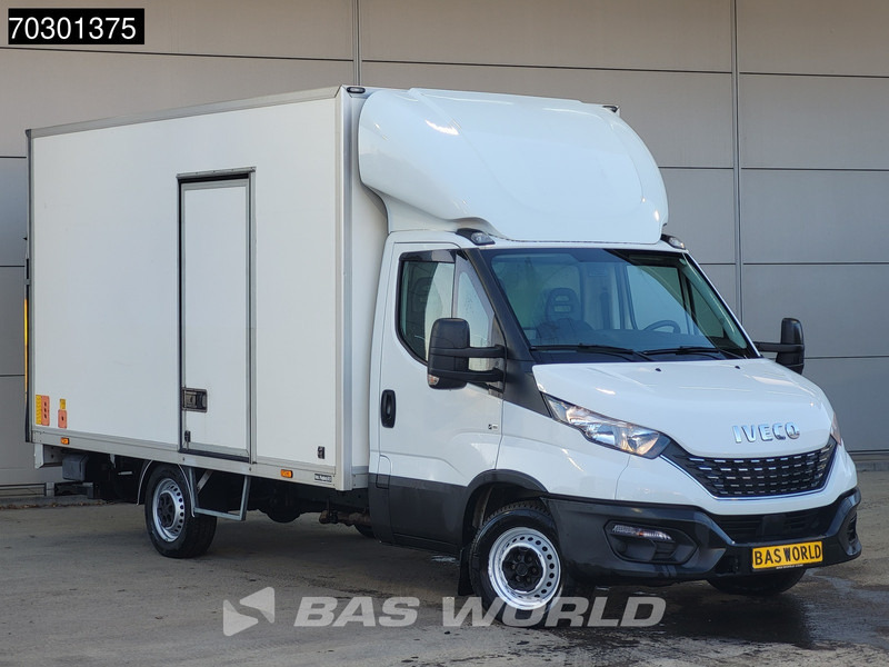Iveco Daily 35S14 Laadklep Automaat Zijdeur Bakwagen Airco Cruise Camera Euro6 Meubelbak Koffer Airco Cruise control - Dodávka skřín: obrázek 5 Iveco Daily 35S14 Laadklep Automaat Zijdeur Bakwagen Airco Cruise Camera Euro6 Meubelbak Koffer Airco Cruise control - Dodávka skřín: obrázek 5