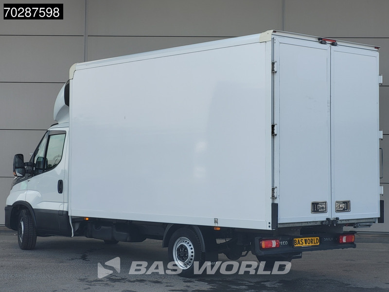 Iveco Daily 35S16 Automaat Bakwagen Achterdeuren 160PK Airco Camera Euro6 Meubelbak Koffer 21m3 Airco - Dodávka skřín: obrázek 2 Iveco Daily 35S16 Automaat Bakwagen Achterdeuren 160PK Airco Camera Euro6 Meubelbak Koffer 21m3 Airco - Dodávka skřín: obrázek 2