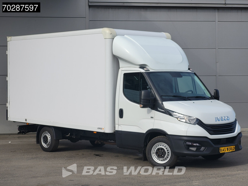 Iveco Daily 35S16 Automaat Bakwagen Achterdeuren Airco Camera Euro6 Meubelbak Koffer 21m3 Airco - Dodávka skřín: obrázek 5 Iveco Daily 35S16 Automaat Bakwagen Achterdeuren Airco Camera Euro6 Meubelbak Koffer 21m3 Airco - Dodávka skřín: obrázek 5