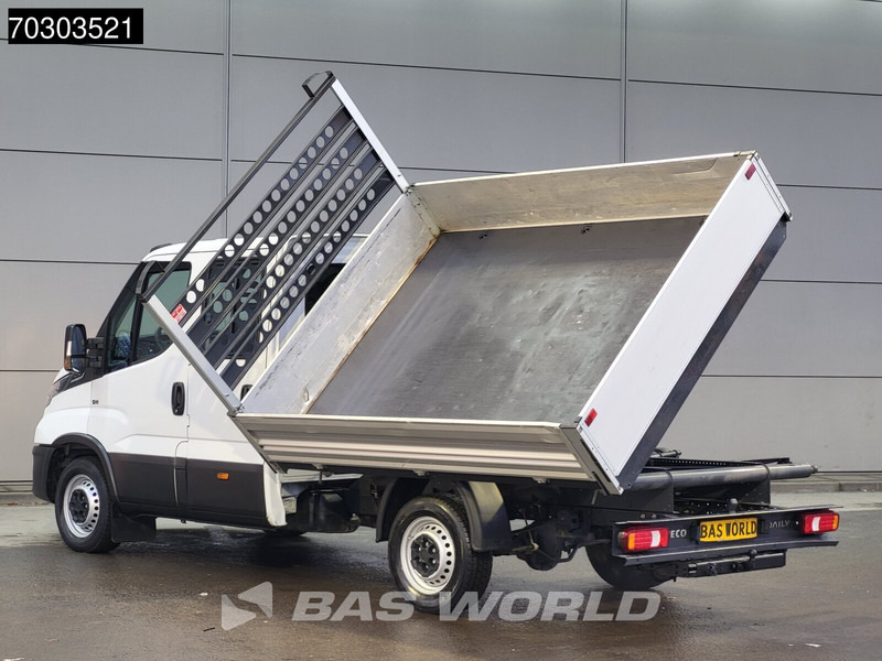 Iveco Daily 35S16 Driezijdige Automaat Kipper Dubbel Cabine 3,5t Trekhaak 160PK Airco Camera Euro6 Tipper Benne Kieper Airco Trekhaak - Dodávka sklápěč: obrázek 2 Iveco Daily 35S16 Driezijdige Automaat Kipper Dubbel Cabine 3,5t Trekhaak 160PK Airco Camera Euro6 Tipper Benne Kieper Airco Trekhaak - Dodávka sklápěč: obrázek 2