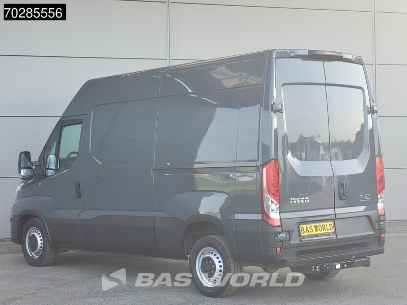 Iveco Daily 35S18 3.0L Automaat L2H2 3,5t Trekhaak LED Navi Airco Cruise Camera Euro6 L2 11m3 Airco Trekhaak Cruise control - Furgon: obrázek 2 Iveco Daily 35S18 3.0L Automaat L2H2 3,5t Trekhaak LED Navi Airco Cruise Camera Euro6 L2 11m3 Airco Trekhaak Cruise control - Furgon: obrázek 2