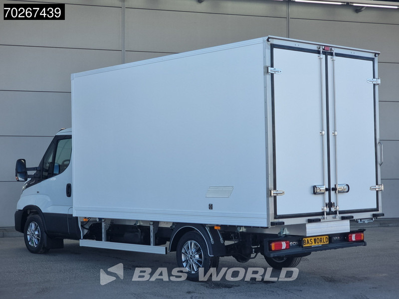 Iveco Daily 35S18 3.0L Koelwagen Vriezer Thermoking V-200 MAX 220V stekker -18 LED Navi Airco ACC Koel Koeler Kühler Bakwagen Kühlwagen Kühl - Chladící dodávka: obrázek 2 Iveco Daily 35S18 3.0L Koelwagen Vriezer Thermoking V-200 MAX 220V stekker -18 LED Navi Airco ACC Koel Koeler Kühler Bakwagen Kühlwagen Kühl - Chladící dodávka: obrázek 2