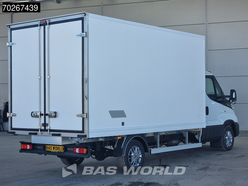 Iveco Daily 35S18 3.0L Koelwagen Vriezer Thermoking V-200 MAX 220V stekker -18 LED Navi Airco ACC Koel Koeler Kühler Bakwagen Kühlwagen Kühl - Chladící dodávka: obrázek 5 Iveco Daily 35S18 3.0L Koelwagen Vriezer Thermoking V-200 MAX 220V stekker -18 LED Navi Airco ACC Koel Koeler Kühler Bakwagen Kühlwagen Kühl - Chladící dodávka: obrázek 5