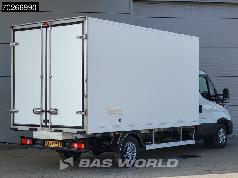 Iveco Daily 35S18 3.0L Koelwagen Vriezer Thermoking V-200 MAX 220V stekker -18 LED Navi Airco ACC Koel Koeler Kühler Kühlwagen Bakwagen Kühl - Chladící dodávka: obrázek 5 Iveco Daily 35S18 3.0L Koelwagen Vriezer Thermoking V-200 MAX 220V stekker -18 LED Navi Airco ACC Koel Koeler Kühler Kühlwagen Bakwagen Kühl - Chladící dodávka: obrázek 5
