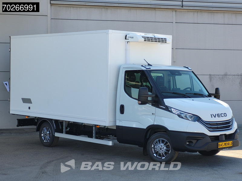 Iveco Daily 35S18 3.0L Koelwagen Vriezer Thermoking V-200 MAX 220V stekker -18 LED Navi Airco ACC Koel Koeler Kühler Kühlwagen Kühlkoffer Vr - Chladící dodávka: obrázek 5 Iveco Daily 35S18 3.0L Koelwagen Vriezer Thermoking V-200 MAX 220V stekker -18 LED Navi Airco ACC Koel Koeler Kühler Kühlwagen Kühlkoffer Vr - Chladící dodávka: obrázek 5