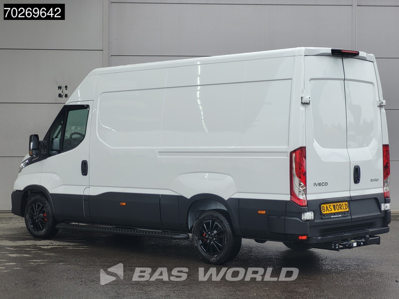 Iveco Daily 35S21 3.0L Automaat Black Edition 2025 model L2H2 Trekhaak Tacho ACC LED CarPlay Velgen Camera 12m3 Airco Trekhaak - Furgon: obrázek 2 Iveco Daily 35S21 3.0L Automaat Black Edition 2025 model L2H2 Trekhaak Tacho ACC LED CarPlay Velgen Camera 12m3 Airco Trekhaak - Furgon: obrázek 2