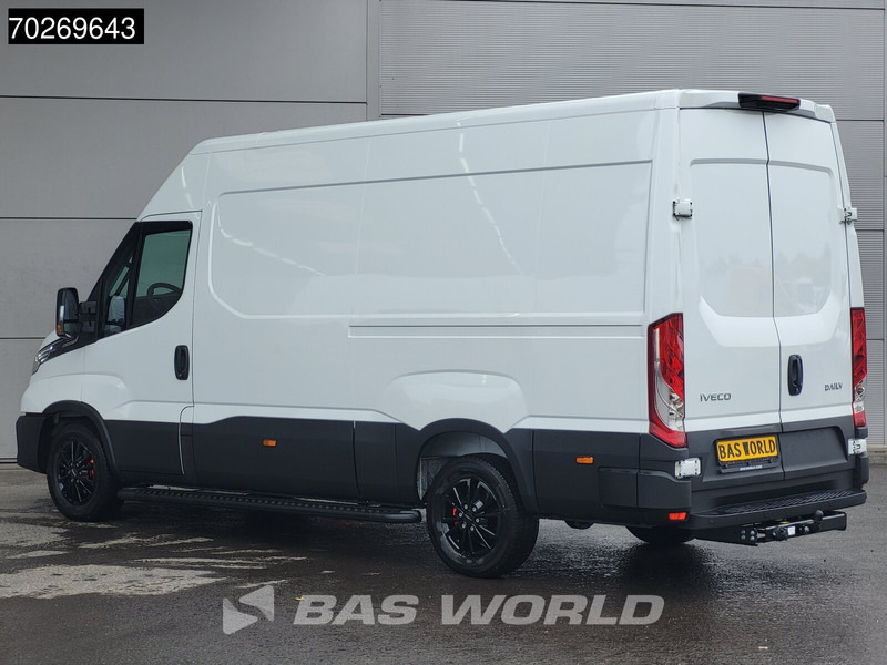 Iveco Daily 35S21 3.0L Automaat Black Edition 2025 model L2H2 Trekhaak Tacho ACC LED CarPlay Velgen Camera 12m3 Airco Trekhaak - Furgon: obrázek 2 Iveco Daily 35S21 3.0L Automaat Black Edition 2025 model L2H2 Trekhaak Tacho ACC LED CarPlay Velgen Camera 12m3 Airco Trekhaak - Furgon: obrázek 2