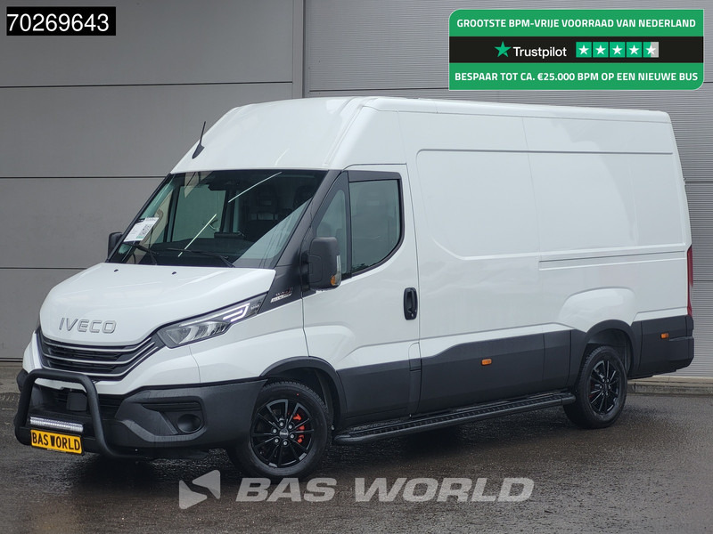 Iveco Daily 35S21 3.0L Automaat Black Edition 2025 model L2H2 Trekhaak Tacho ACC LED CarPlay Velgen Camera 12m3 Airco Trekhaak - Furgon: obrázek 1 Iveco Daily 35S21 3.0L Automaat Black Edition 2025 model L2H2 Trekhaak Tacho ACC LED CarPlay Velgen Camera 12m3 Airco Trekhaak - Furgon: obrázek 1