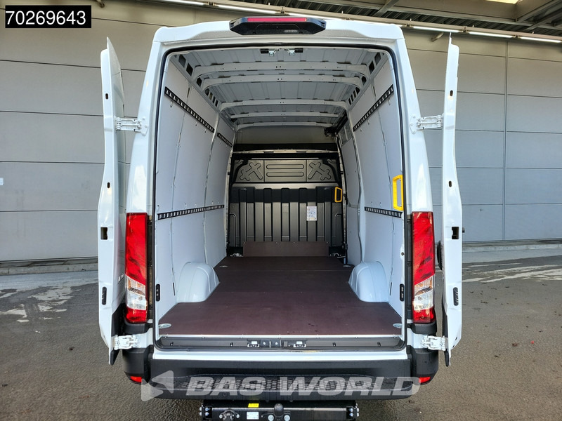 Iveco Daily 35S21 3.0L Automaat Black Edition 2025 model L2H2 Trekhaak Tacho ACC LED CarPlay Velgen Camera 12m3 Airco Trekhaak - Furgon: obrázek 3 Iveco Daily 35S21 3.0L Automaat Black Edition 2025 model L2H2 Trekhaak Tacho ACC LED CarPlay Velgen Camera 12m3 Airco Trekhaak - Furgon: obrázek 3
