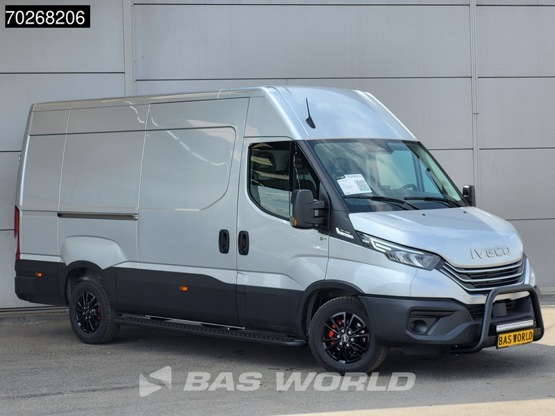 Iveco Daily 35S21 3.0L Automaat Black Edition L2H2 LED ACC Airco Camera 3,5t Trekgewicht Parkeersensoren L2 12m3 Airco - Furgon: obrázek 5 Iveco Daily 35S21 3.0L Automaat Black Edition L2H2 LED ACC Airco Camera 3,5t Trekgewicht Parkeersensoren L2 12m3 Airco - Furgon: obrázek 5