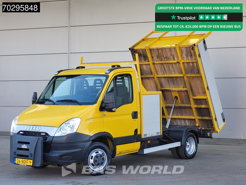 Iveco Daily 50C15 3.0L Kipper met Kist Dubbellucht 3,5t Trekhaak Kieper Tipper Benne Trekhaak - Dodávka sklápěč: obrázek 1 Iveco Daily 50C15 3.0L Kipper met Kist Dubbellucht 3,5t Trekhaak Kieper Tipper Benne Trekhaak - Dodávka sklápěč: obrázek 1