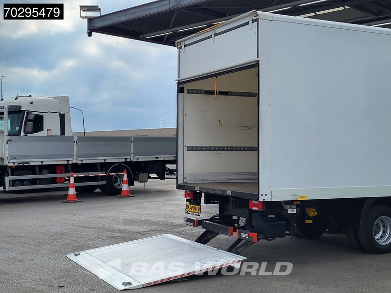 Iveco Daily 70C18 3.0L Automaat Laadklep 7tons 6meter Bakwagen Luchtvering Airco Cruise Meubelbak Koffer 36m3 Airco Cruise control - Dodávka skřín: obrázek 3 Iveco Daily 70C18 3.0L Automaat Laadklep 7tons 6meter Bakwagen Luchtvering Airco Cruise Meubelbak Koffer 36m3 Airco Cruise control - Dodávka skřín: obrázek 3