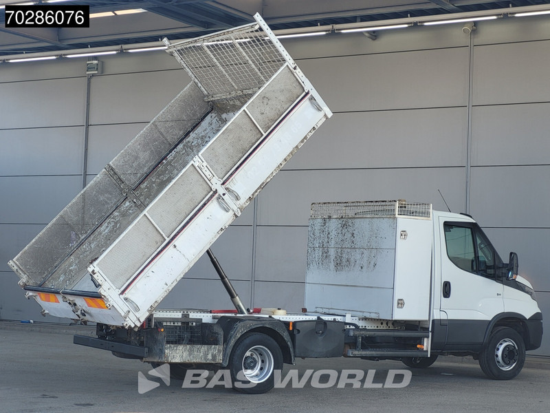Iveco Daily 72C18 3.0L Kipper Dubbellucht 3,5t Trekhaak Airco Cruise Euro6 Tipper Benne Kieper 3m3 Airco Trekhaak Cruise control - Dodávka sklápěč: obrázek 2 Iveco Daily 72C18 3.0L Kipper Dubbellucht 3,5t Trekhaak Airco Cruise Euro6 Tipper Benne Kieper 3m3 Airco Trekhaak Cruise control - Dodávka sklápěč: obrázek 2