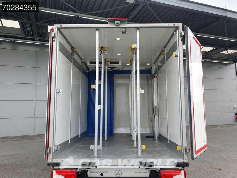 Mercedes-Benz 314 CDI Bi Temp Koelwagen Vriezer Automaat Zijdeur Thermo King V-300 Max Euro6 Koeler Koel Vries Vriezer Kühlwagen Frigo 15m3 Airco - Chladící dodávka: obrázek 3 Mercedes-Benz 314 CDI Bi Temp Koelwagen Vriezer Automaat Zijdeur Thermo King V-300 Max Euro6 Koeler Koel Vries Vriezer Kühlwagen Frigo 15m3 Airco - Chladící dodávka: obrázek 3