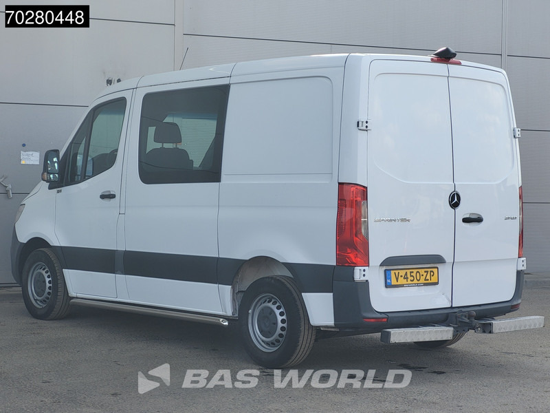 Mercedes-Benz Sprinter 211 CDI Dubbel Cabine Automaat L1H1 Trekhaak Navi Camera MBUX Airco DC Doka Mixto 5m3 Airco Dubbel cabine Trekhaak - Malá dodávka: obrázek 2 Mercedes-Benz Sprinter 211 CDI Dubbel Cabine Automaat L1H1 Trekhaak Navi Camera MBUX Airco DC Doka Mixto 5m3 Airco Dubbel cabine Trekhaak - Malá dodávka: obrázek 2