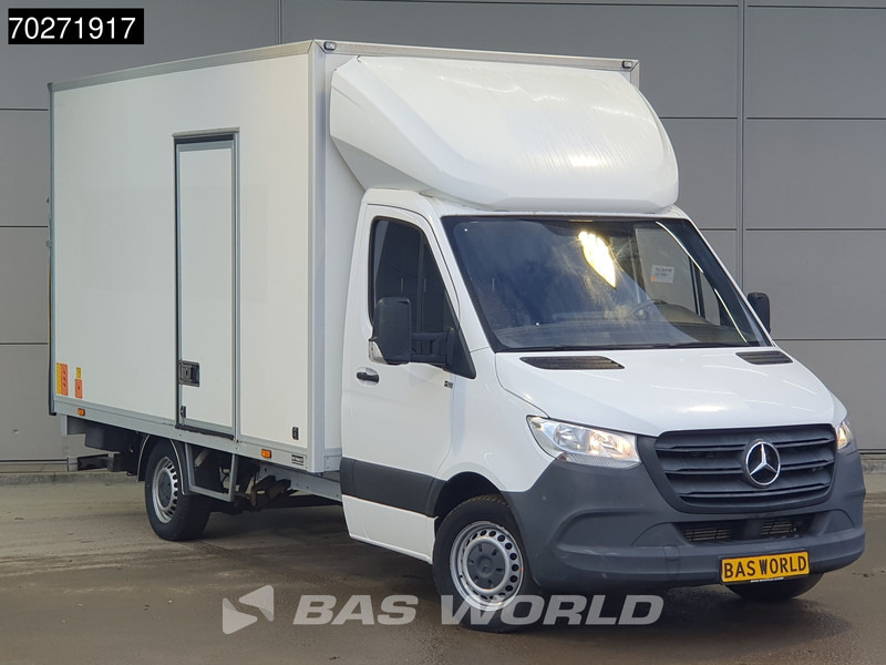 Mercedes-Benz Sprinter 314 CDI Automaat Laadklep Zijdeur Bakwagen Camera Airco Cruise Meubelbak Koffer 19m3 Airco Cruise control - Dodávka skřín: obrázek 5 Mercedes-Benz Sprinter 314 CDI Automaat Laadklep Zijdeur Bakwagen Camera Airco Cruise Meubelbak Koffer 19m3 Airco Cruise control - Dodávka skřín: obrázek 5