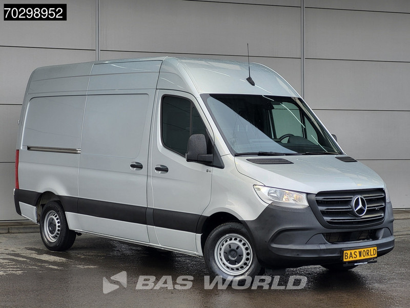 Mercedes-Benz Sprinter 315 CDI Automaat L2H2 150PK Airco Camera Parkeersensoren MBUX CarPlay Euro6 L2 12m3 Airco - Malá dodávka: obrázek 3 Mercedes-Benz Sprinter 315 CDI Automaat L2H2 150PK Airco Camera Parkeersensoren MBUX CarPlay Euro6 L2 12m3 Airco - Malá dodávka: obrázek 3