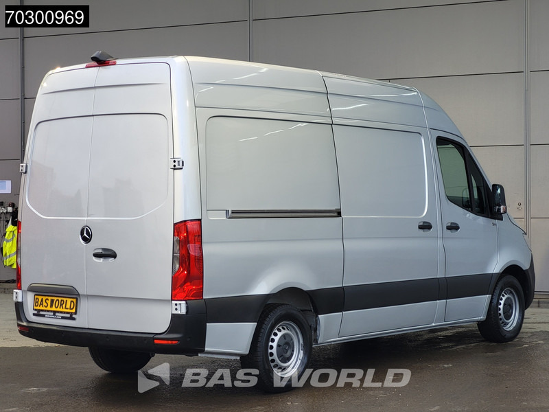 Mercedes-Benz Sprinter 315 CDI Automaat L2H2 150PK Airco Camera Parkeersensoren MBUX CarPlay Euro6 L2 Airco - Malá dodávka: obrázek 5 Mercedes-Benz Sprinter 315 CDI Automaat L2H2 150PK Airco Camera Parkeersensoren MBUX CarPlay Euro6 L2 Airco - Malá dodávka: obrázek 5